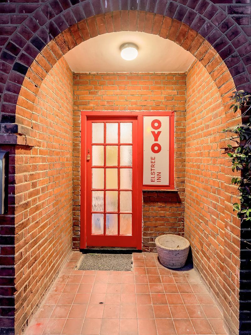 Elstree Inn บอร์แรมวูด ภายนอก รูปภาพ